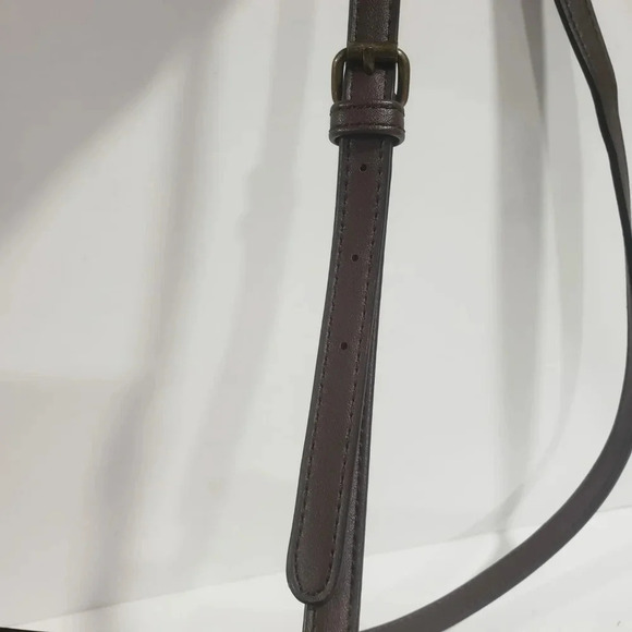 COPY - David Jones  Paris Brown Faux Leather Turnlock Crossbody. - Picture 7 of 11